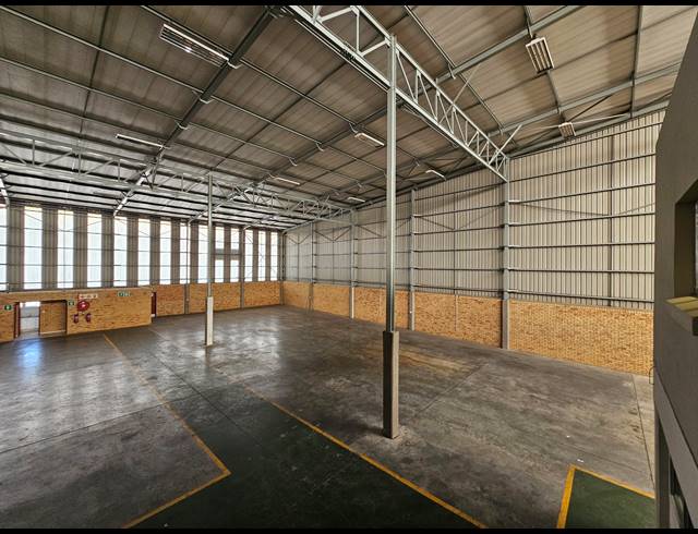 1,166M² WAREHOUSE TO LET IN LINBRO PARK